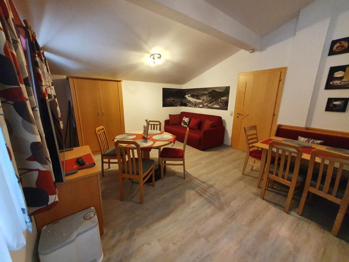 Glemmy Appartements Inkl Sommercard Viehhofen Buitenkant foto