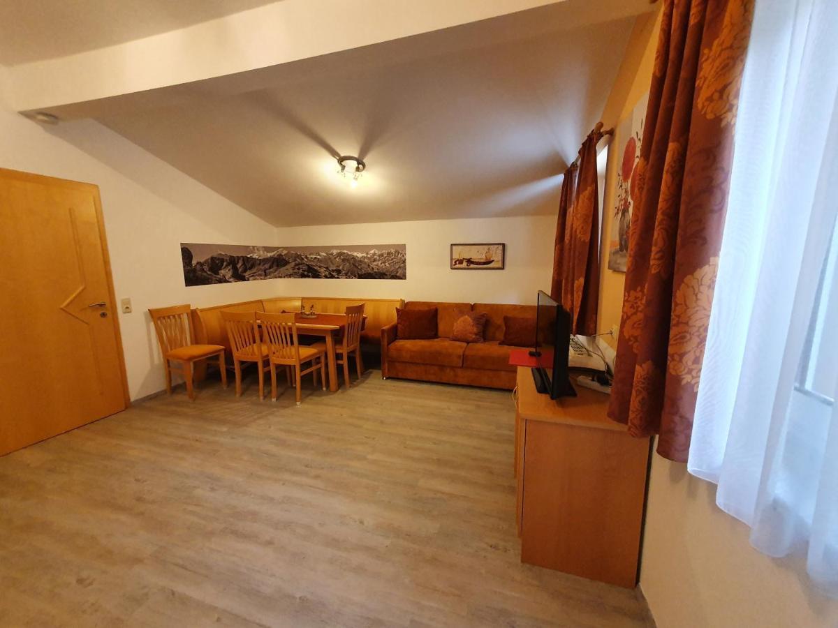 Glemmy Appartements Inkl Sommercard Viehhofen Buitenkant foto
